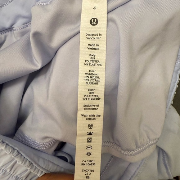 Lululemon Track That Mid-Rise Lined Short 5" in Blue Linen size 4 light blue - Picture 10 of 11